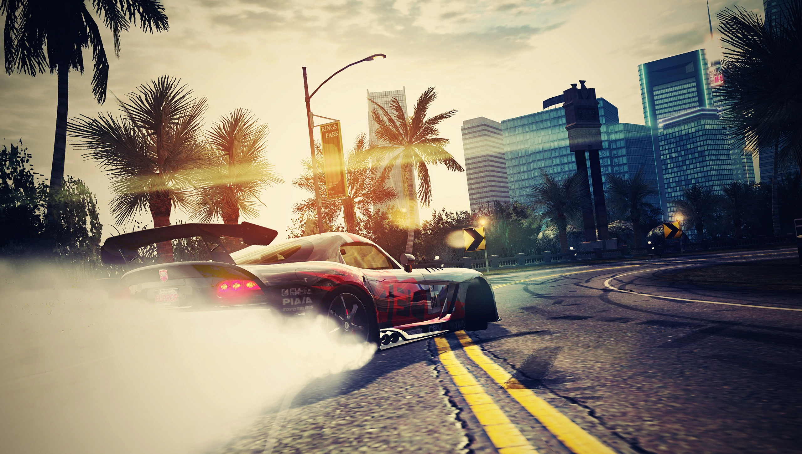 Need for Speed: World — our biggest Multihack yet, spanning over 140 different features. 